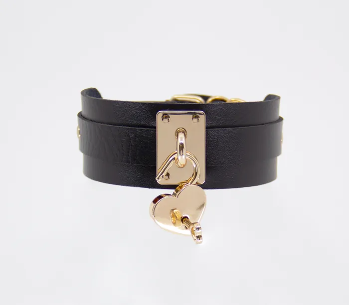 Anal | Love in Leather LL COL069GLD Heart