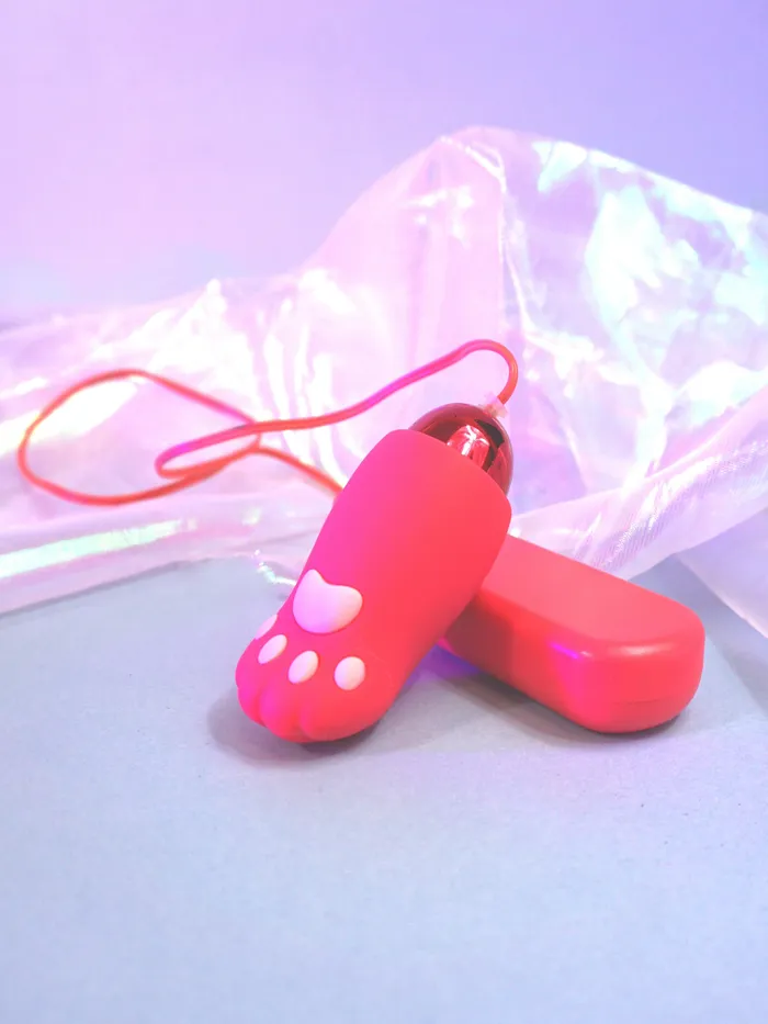ECN Female Sex Toys Luxe Purrfect Kitty Egg With Remote Control
