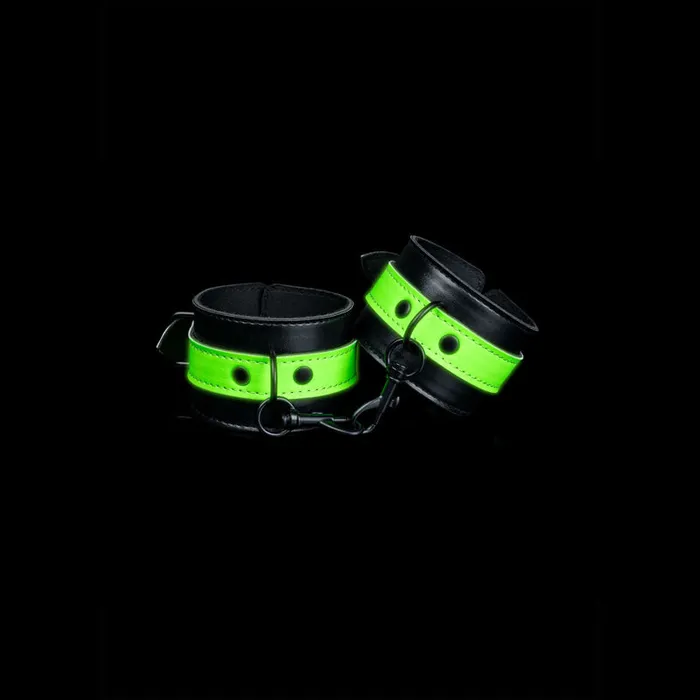 Shots Toys Female Sex Toys OUCH Glow In The Dark Handcuffs